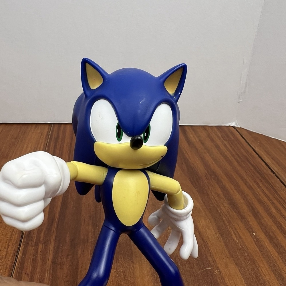 Shadow & Sonic The Hedgehog Jazwares Super Poser 7" Articulated Action Figure - Picture 2 of 12